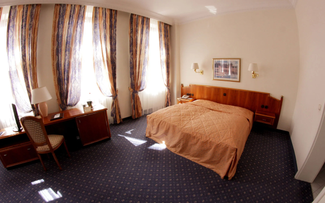 Bayerischer Hof Dresden