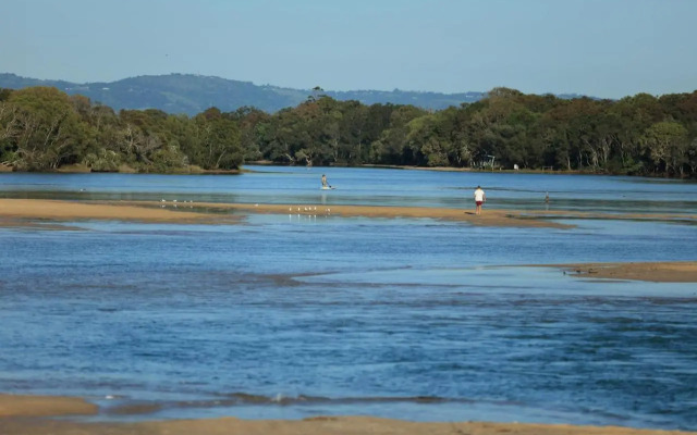 The Outlook U8/9 Hume Parade