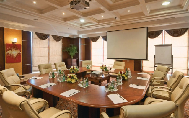 Retaj Al Rayyan Hotel