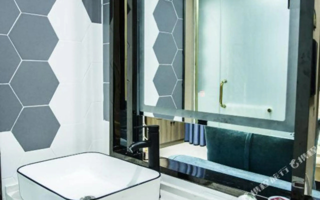 Taihe Platinum Bath Hotel