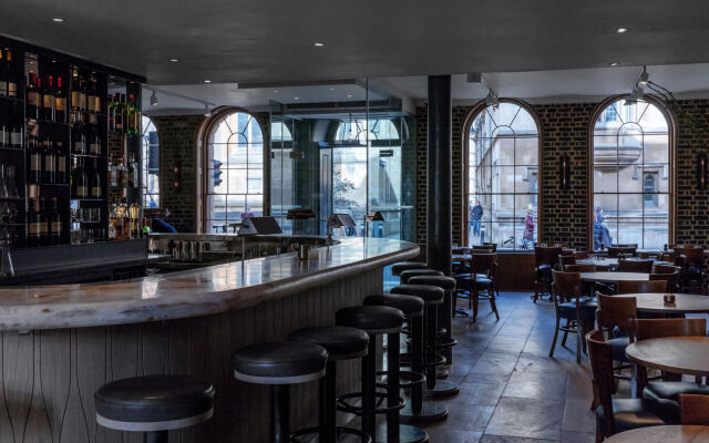 Old Bank Hotel