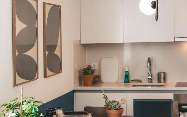 STAY&CO Lisbon Santa Apolonia