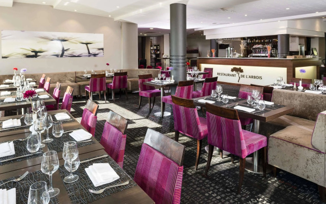 Mercure Aix-en-Provence La Duranne Gare TGV