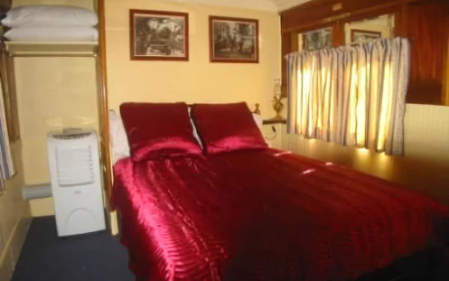 Codrington Gardens Bed & Breakfast