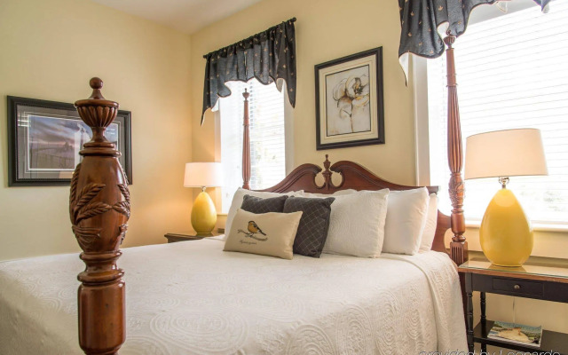 Elliott House Inn