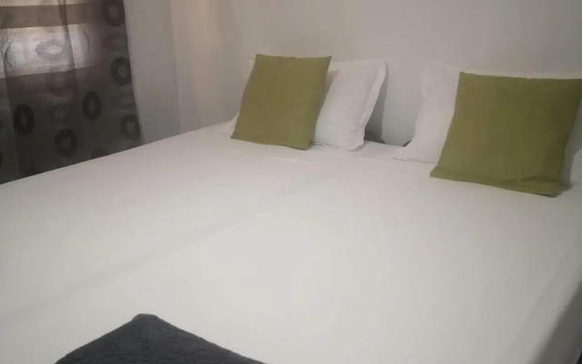 Rain Haven Lodging House