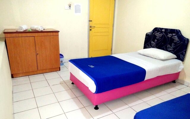 SPOT ON 2214 Wisma Jampea