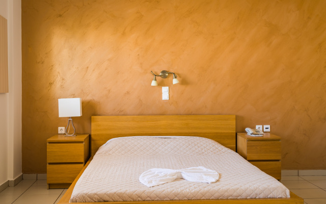 Rena Hotel