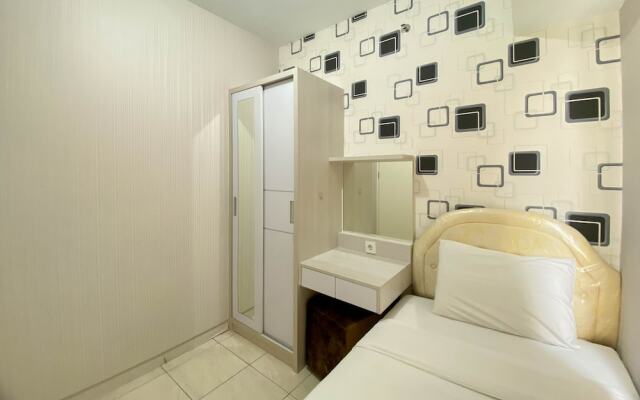 Homey And Comfort 2Br At Springlake Summarecon Bekasi Apartment