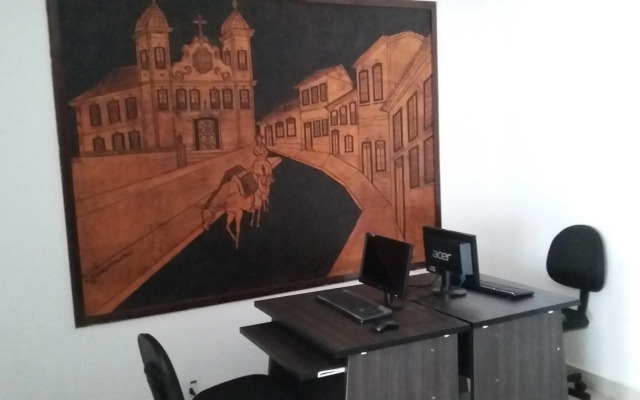 Turrance White Hotel