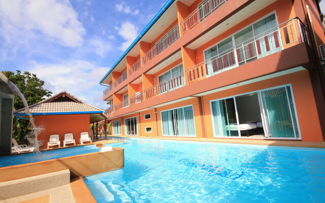 Lanta Fevrier Resort