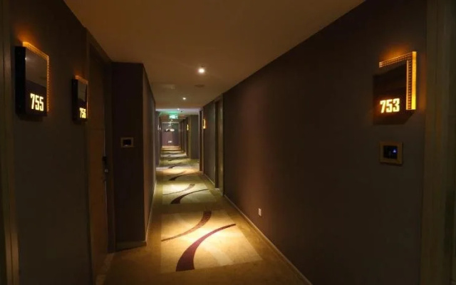 Colour Inn Shenzhen Chunfeng Branch