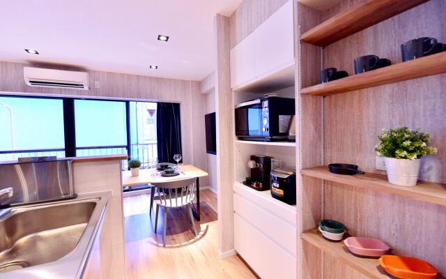 Lux 2BR Penthouse Imperial Palace 7pax 3mins Sub