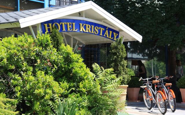 Kristály Hotel