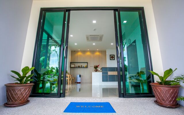 Wanarom Residence Hotel