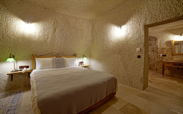 Design Cave Hotel