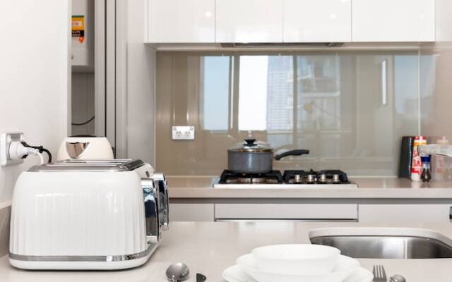 Southport Apartment