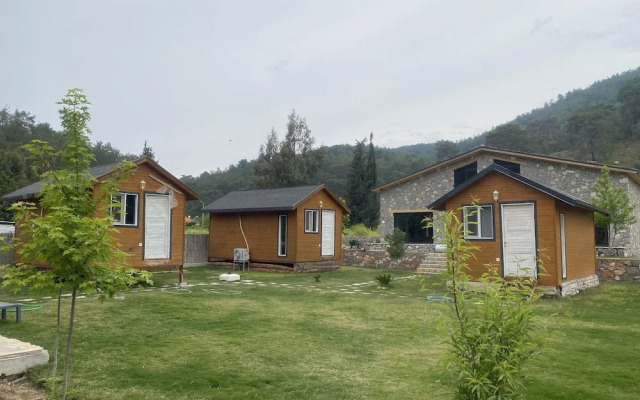 Kovan Bungalow