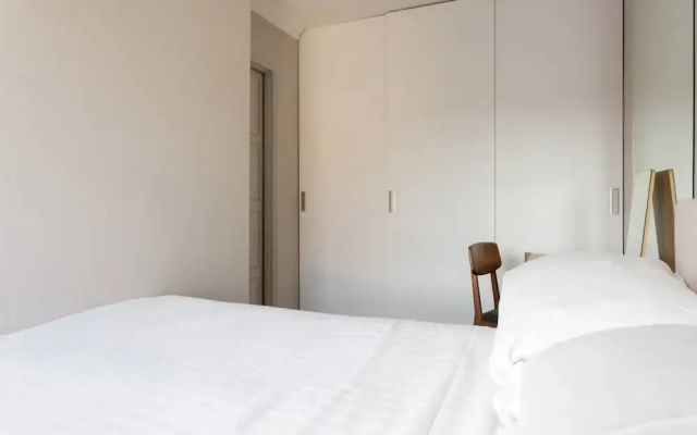 Cresswell Gardens IV by Onefinestay