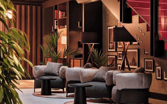 Radisson RED Hotel & Radisson RED Apartments, Kraków