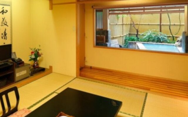 Unzen Iwaki Ryokan