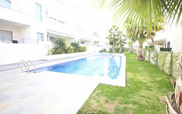 Apto bajo La Veleta Torrevieja