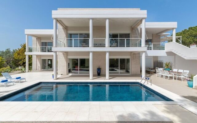 Hilltop Luxury Villa