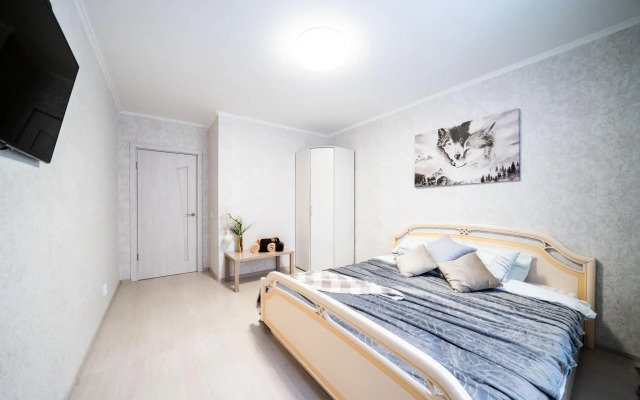 Apartments on Shuvalov street 18/8