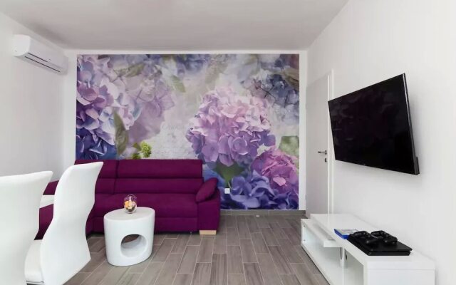 Luxury Villa ARIA Seafront for 21 people