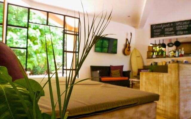 Rapture Surfcamps Costa Rica