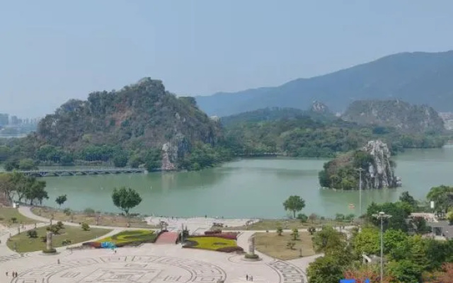 Guanghui Stylish Homestay (Qixingyan East Gate Plaza) – Outside – Zhaoqing