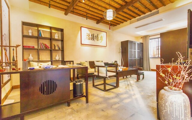 Wuzhen Ziye Musu Inn