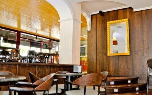Hostal La Rotonda