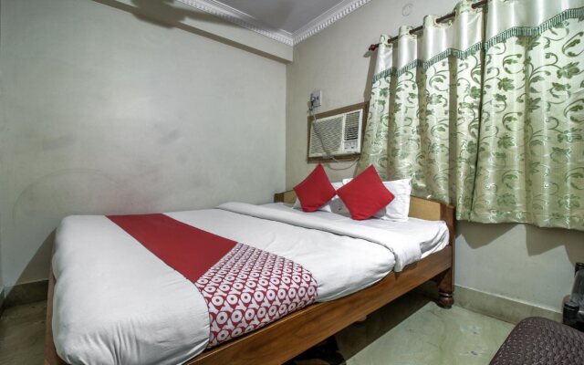 Hotel Ashirwad By OYO Rooms