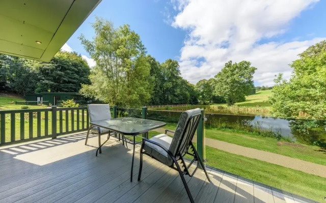 Secret Waterside Lodges in Worcestershire