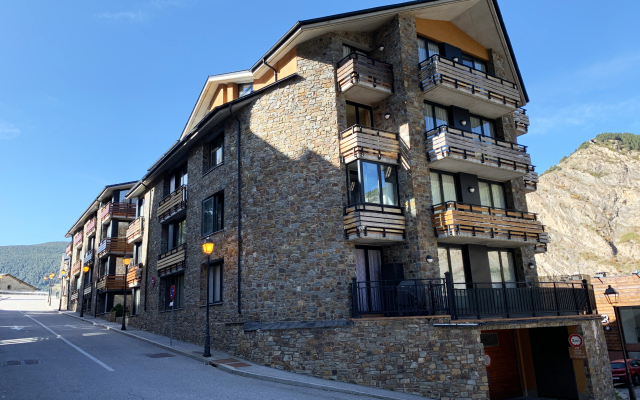 Apartamentos Canillo Ribagrossa 3000