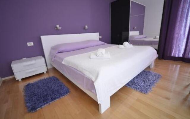 Apartment Residence Ambassador