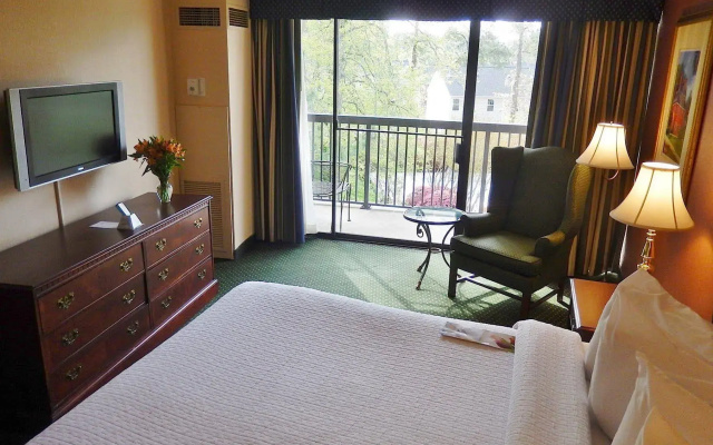 Fort Magruder Hotel Trademark Collection by Wyndham