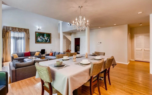 Amazing Quiet & Serene West Hollywood 5 Bedroom House Near Everything! (K1)