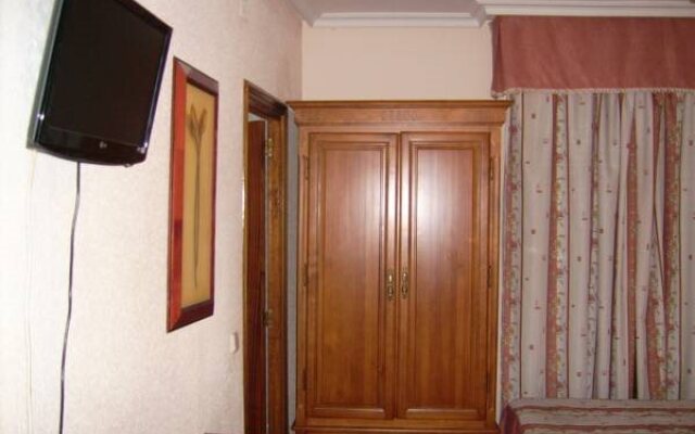 Hostal Descalzos