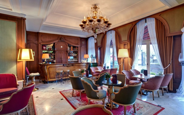Grand Hotel Cravat