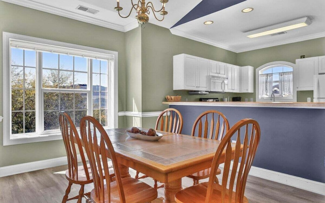 Magnolia North 4878-305