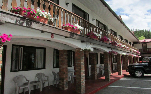 Gables Motel