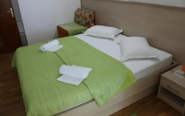 Apartments Pansion Franka 4