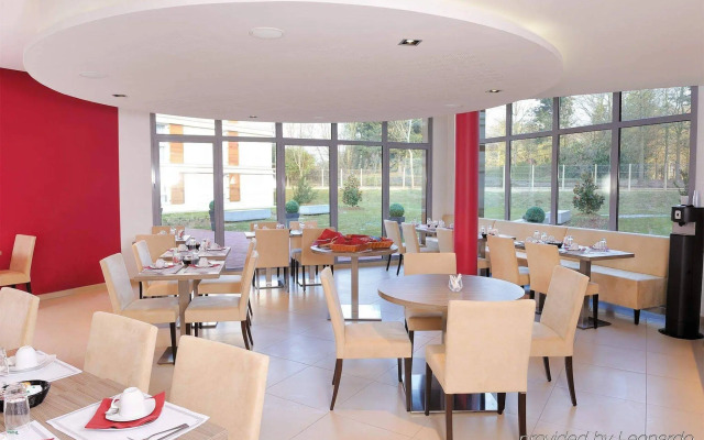 Residhome Paris-Guyancourt