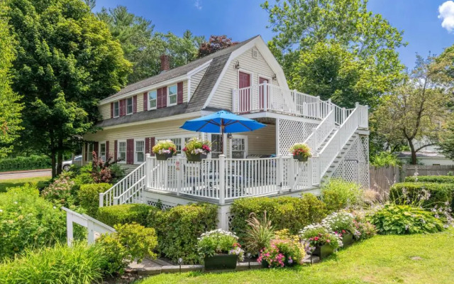 The Admiral's Inn Resort