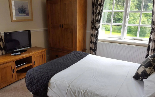 Nant Ddu Lodge Hotel