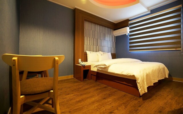 Jecheon Urban Brown Hotel