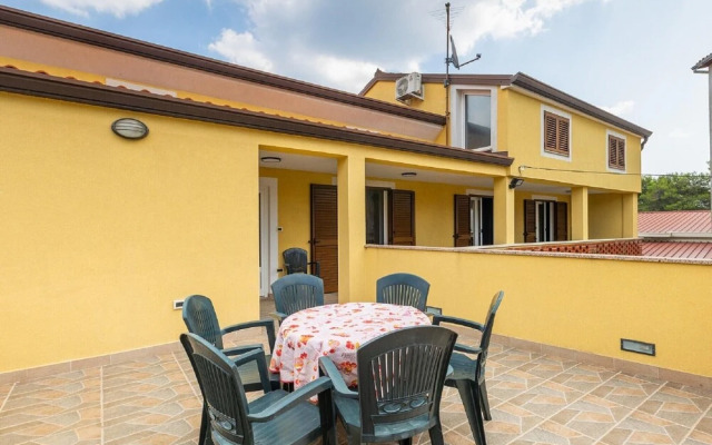 Holiday Home in Rovinjsko With a Pool