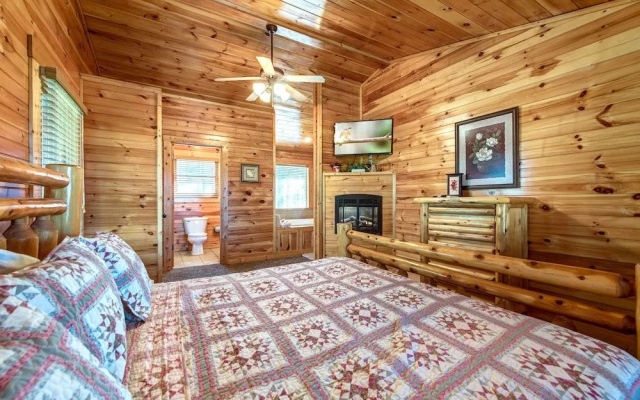 Hemlock Manor by Jackson Mountain Rentals
